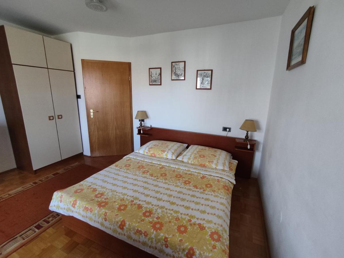 Apartments Samec Izola Exterior photo